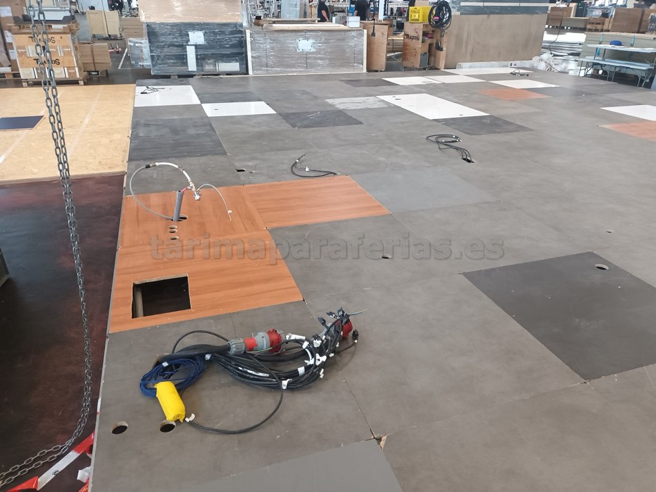 Tarimas desmontables para ferias 9